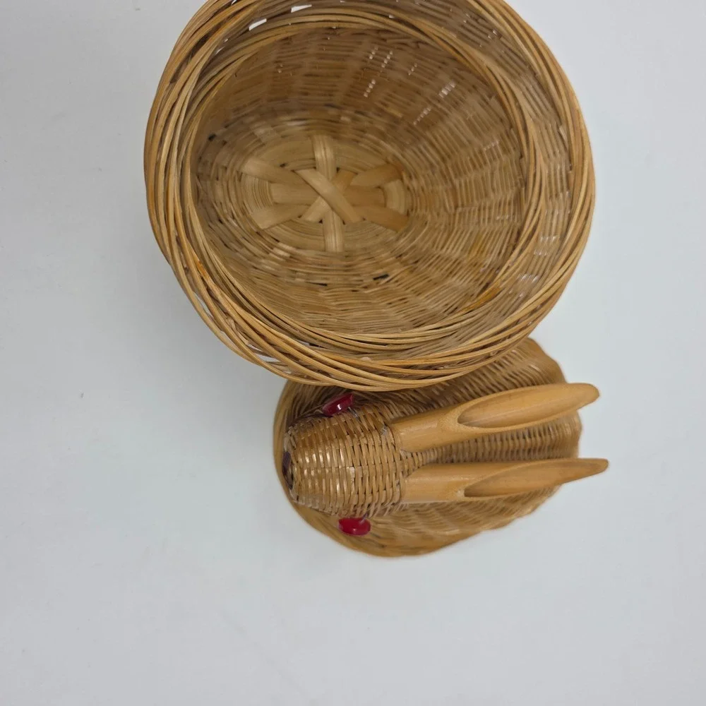 Unbranded Woven Bunny Rabbit Basket Natural Tan Red Eyes Bamboo Ears Decor